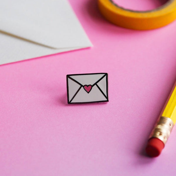 Love Letter Pin - Nutmeg and Arlo