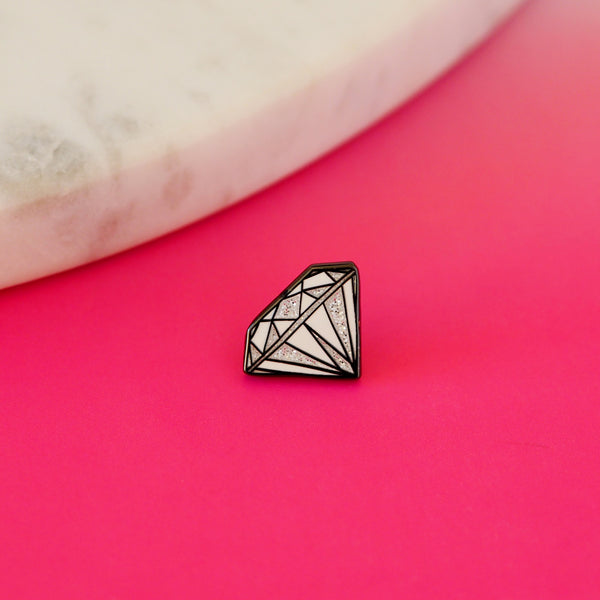 Diamond Pin - Nutmeg and Arlo